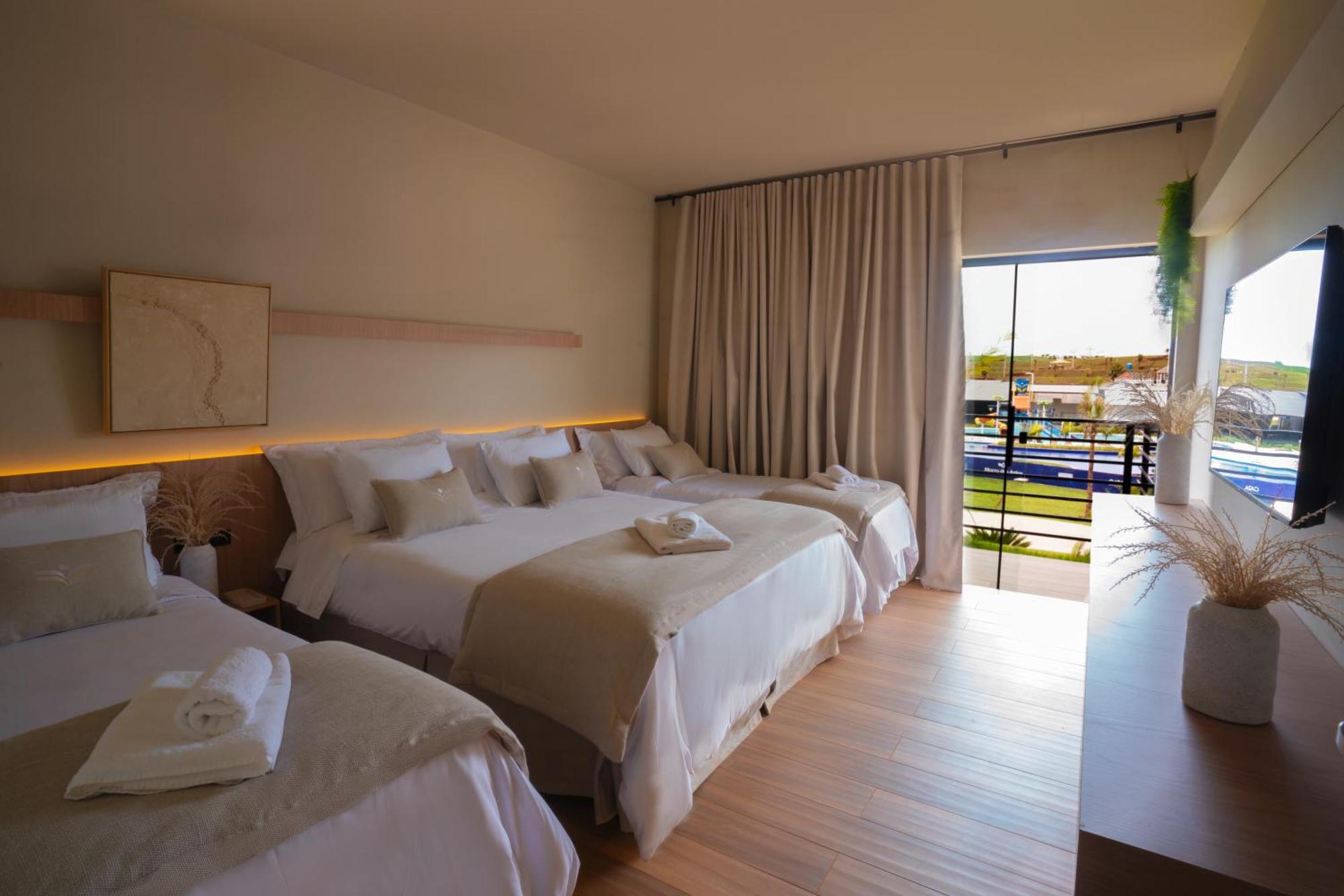 Bandeirantes  Morro Dos Anjos Aguas Quentes Hotel Resort Oficial מראה חיצוני תמונה